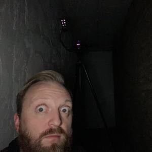 Meet your Posher, Adam